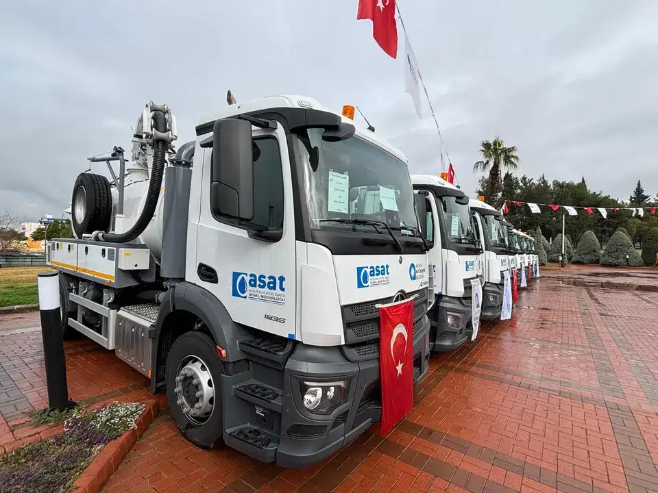 Antalya Büyükşehir hizmet filosu yenilendi: Yeni araçlar törenle tanıtıldı 8